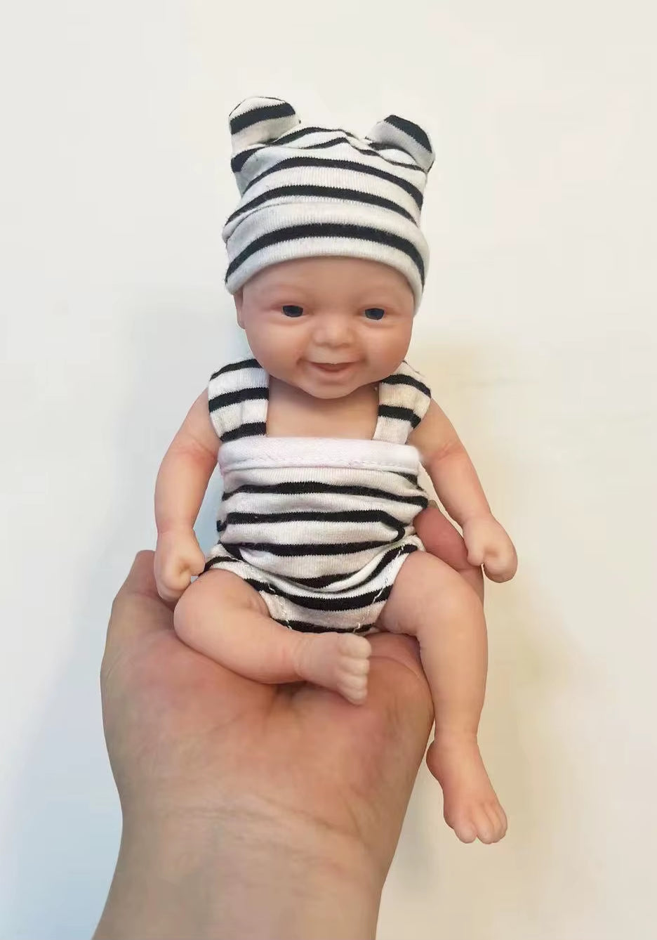 7" Boy Micro Preemie Full Body Silicone Smile Baby Doll "Noah" Lifelike Mini Reborn Doll Surprice Children Anti-Stress